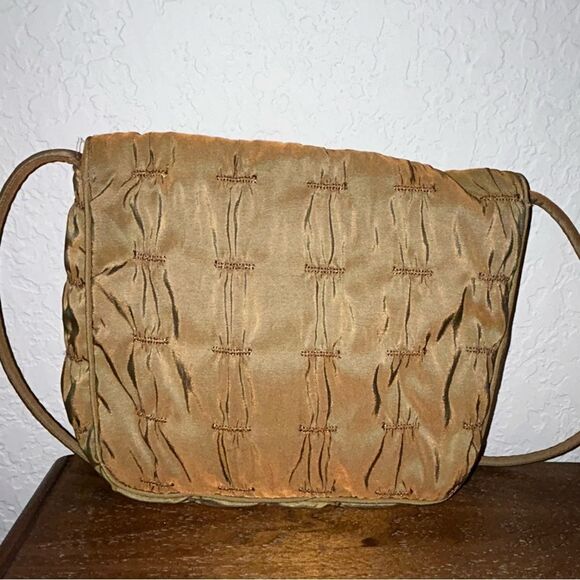 MPDW Fold Over Textured Shoulder Purse Bag - Picture 5 of 8